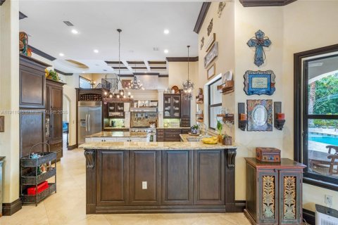Casa en venta en Miami, Florida, 6 dormitorios, 474.92 m2 № 1969366 - foto 27