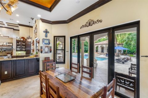 Casa en venta en Miami, Florida, 6 dormitorios, 474.92 m2 № 1969366 - foto 26
