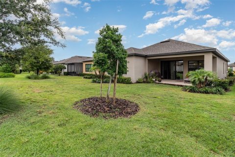 House in Clermont, Florida 3 bedrooms, 171.59 sq.m. № 1767471 - photo 16
