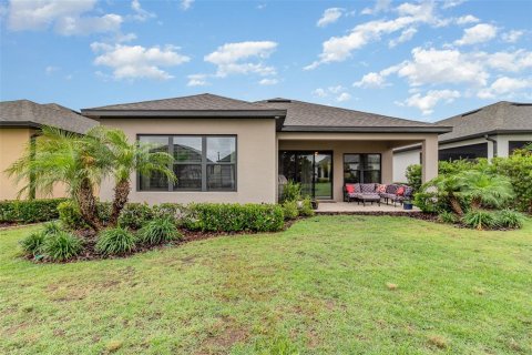 House in Clermont, Florida 3 bedrooms, 171.59 sq.m. № 1767471 - photo 15