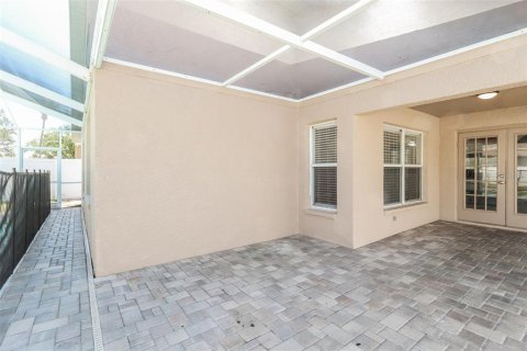 House in Land O' Lakes, Florida 3 bedrooms, 163.32 sq.m. № 2113452 - photo 14