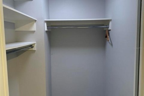 Купить кондоминиум в Лейквуд Ранч, Флорида 9 комнат, 128.58м2, № 1572556 - фото 20