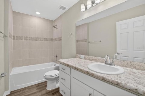 House in Mulberry, Florida 3 bedrooms, 138.61 sq.m. № 2150833 - photo 25