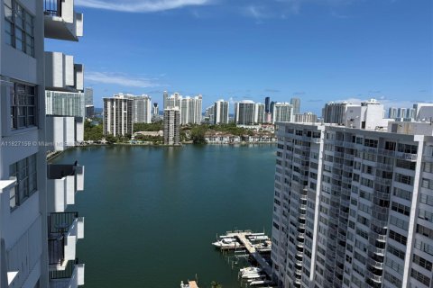 Copropriété à louer à Aventura, Floride: 1 chambre, 71.16 m2 № 1797629 - photo 1