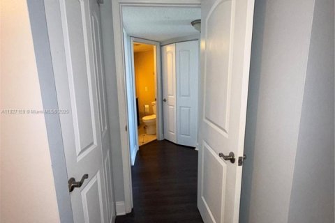Copropriété à louer à Aventura, Floride: 1 chambre, 71.16 m2 № 1797629 - photo 11