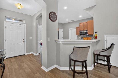 Townhouse in Brandon, Florida 3 bedrooms, 172.8 sq.m. № 2345700 - photo 5