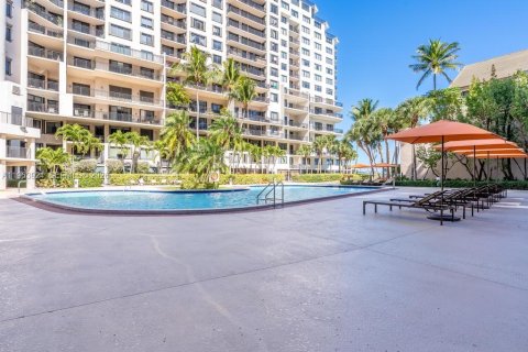 Condo in Miami, Florida, 2 bedrooms  № 2026155 - photo 24