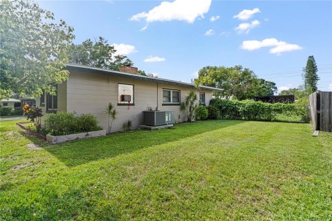 Villa ou maison à vendre à Winter Haven, Floride: 3 chambres, 110.37 m2 № 1760413 - photo 4