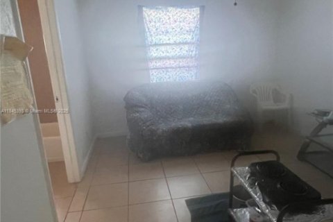 Casa en venta en Deerfield Beach, Florida, 4 dormitorios, 146.14 m2 № 1844120 - foto 12