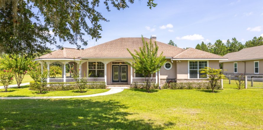 House in Hampton, Florida 3 bedrooms, 200.76 sq.m. № 820753