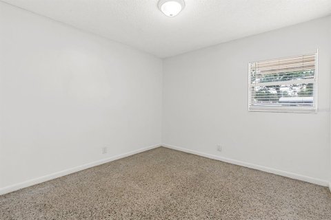 Casa en venta en Tampa, Florida, 3 dormitorios, 91.79 m2 № 2383884 - foto 20