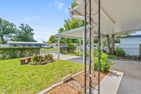 Casa en venta en Tampa, Florida, 3 dormitorios, 91.79 m2 № 2383884 - foto 30