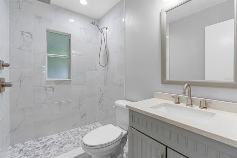 Casa en venta en Tampa, Florida, 3 dormitorios, 91.79 m2 № 2383884 - foto 15