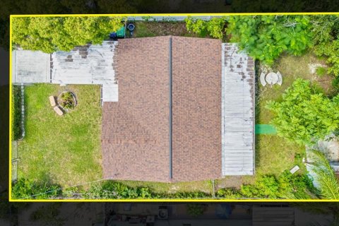 Casa en venta en Tampa, Florida, 3 dormitorios, 91.79 m2 № 2383884 - foto 3