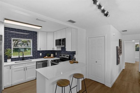 Villa ou maison à vendre à Apopka, Floride: 3 chambres, 96.62 m2 № 1918398 - photo 9