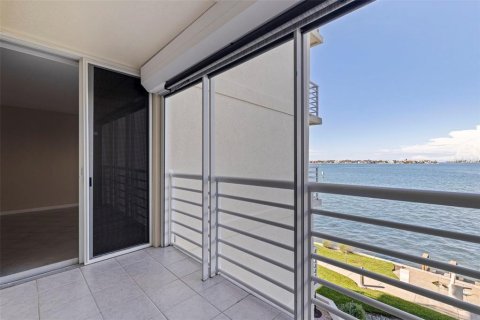 Condominio en venta en Saint Petersburg, Florida, 2 dormitorios, 110.09 m2 № 1849607 - foto 22