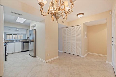 Condominio en venta en Saint Petersburg, Florida, 2 dormitorios, 110.09 m2 № 1849607 - foto 8