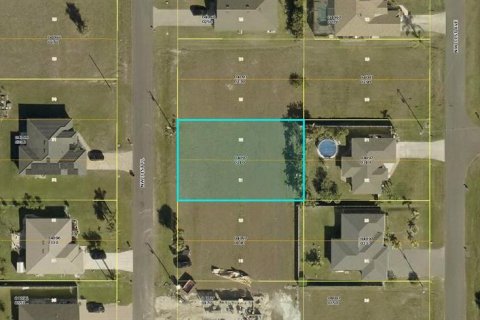 Terrain à Cape Coral, Floride № 2163473