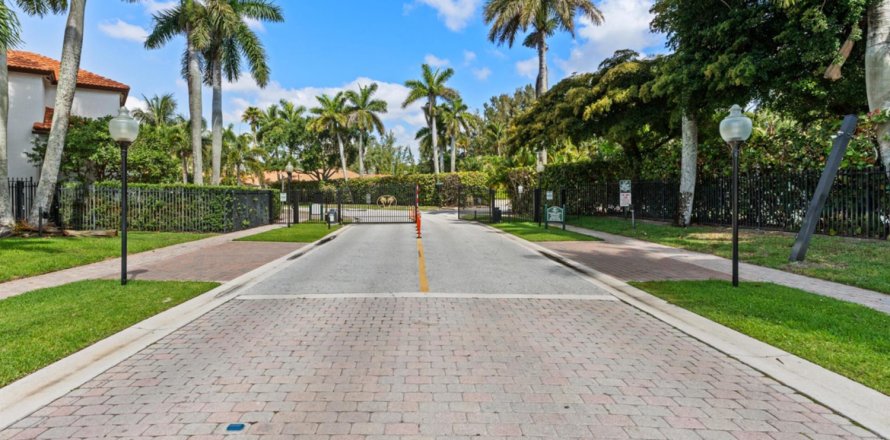 Casa en Boynton Beach, Florida 3 dormitorios, 134.62 m2 № 1168803