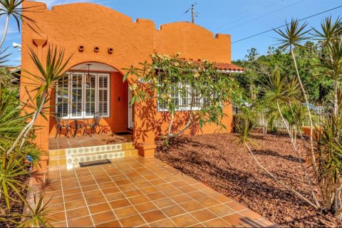 Купить виллу или дом в Сарасота, Флорида 5 комнат, 82.87м2, № 1662148 - фото 3