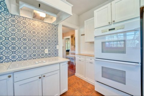 Купить виллу или дом в Сарасота, Флорида 5 комнат, 82.87м2, № 1662148 - фото 23