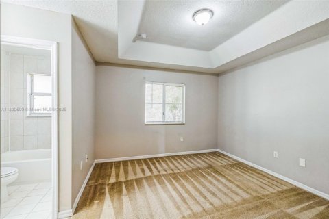 Touwnhouse à vendre à Homestead, Floride: 2 chambres, 108.32 m2 № 1952288 - photo 12