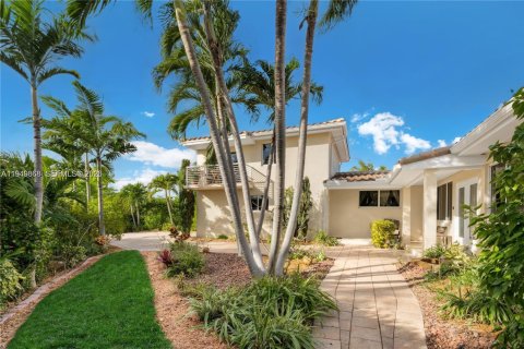 Дом в Майами-Бич, Флорида 4 спальни, 264.03м2 № 2007768