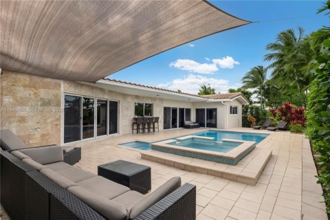 Купить виллу или дом в Майами-Бич, Флорида 4 спальни, 264.03м2, № 2007768 - фото 20