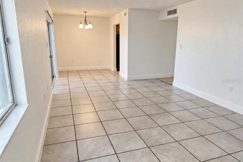 Appartement à louer à Orlando, Floride: 2 chambres, 90.67 m2 № 2416442 - photo 15