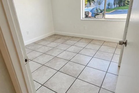 Appartement à louer à Orlando, Floride: 2 chambres, 90.67 m2 № 2416442 - photo 17