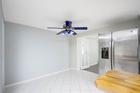 Villa ou maison à louer à Nokomis, Floride: 3 chambres, 180.42 m2 № 2097779 - photo 12