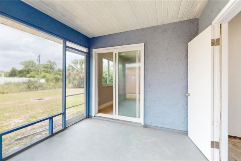 House in Palm Bay, Florida 3 bedrooms, 111.85 sq.m. № 1509106 - photo 28