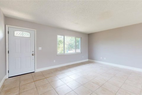House in Palm Bay, Florida 3 bedrooms, 111.85 sq.m. № 1509106 - photo 16