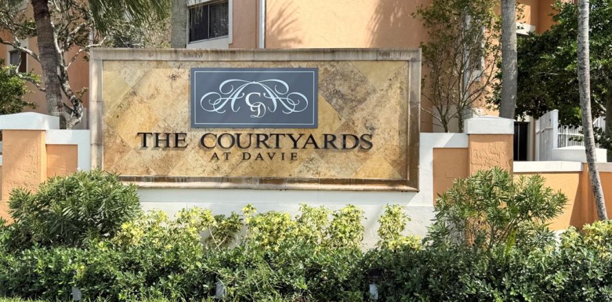 Condo à Davie, Floride, 2 chambres № 2377250
