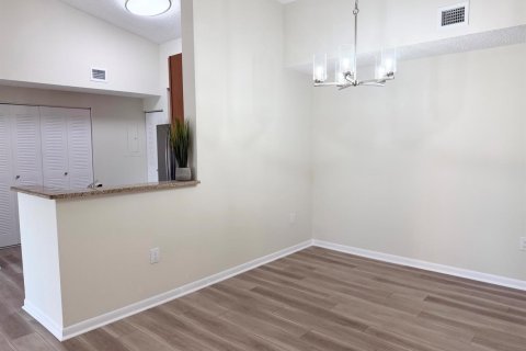Copropriété à vendre à Davie, Floride: 2 chambres, 109.9 m2 № 2377250 - photo 4