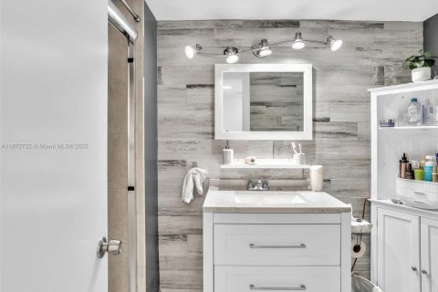 Condominio en venta en Aventura, Florida, 2 dormitorios, 120.77 m2 № 1927276 - foto 29