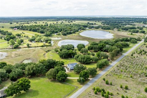 House in Howey-in-the-Hills, Florida 4 bedrooms, 191.94 sq.m. № 2166339 - photo 3