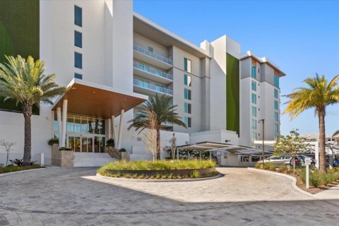 Touwnhouse à vendre à Clearwater, Floride: 3 chambres, 297.57 m2 № 2097933 - photo 9