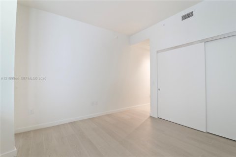 Copropriété à vendre à Miami, Floride: 2 chambres, 149.85 m2 № 2424938 - photo 19