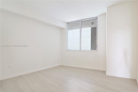 Copropriété à vendre à Miami, Floride: 2 chambres, 149.85 m2 № 2424938 - photo 17