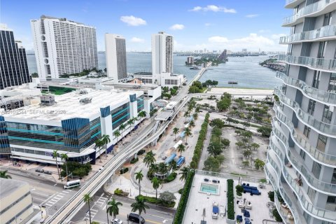 Copropriété à vendre à Miami, Floride: 2 chambres, 149.85 m2 № 2424938 - photo 7