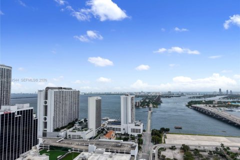 Copropriété à vendre à Miami, Floride: 2 chambres, 149.85 m2 № 2424938 - photo 8