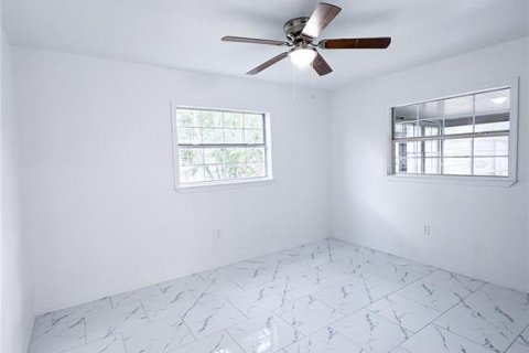Villa ou maison à vendre à Ocala, Floride: 3 chambres, 106.28 m2 № 2231897 - photo 10