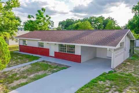 Villa ou maison à vendre à Ocala, Floride: 3 chambres, 106.28 m2 № 2231897 - photo 2