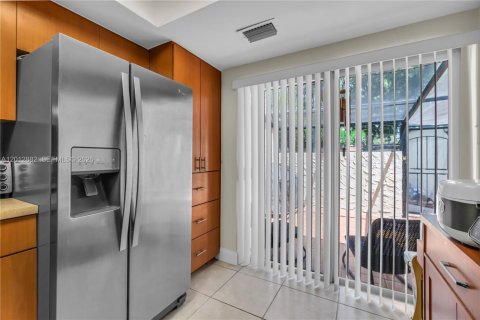 House in Tamarac, Florida 2 bedrooms, 102.19 sq.m. № 2083606 - photo 9