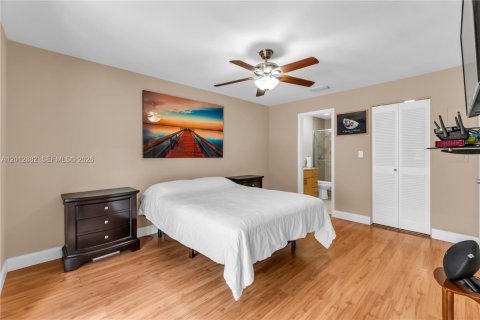 House in Tamarac, Florida 2 bedrooms, 102.19 sq.m. № 2083606 - photo 18