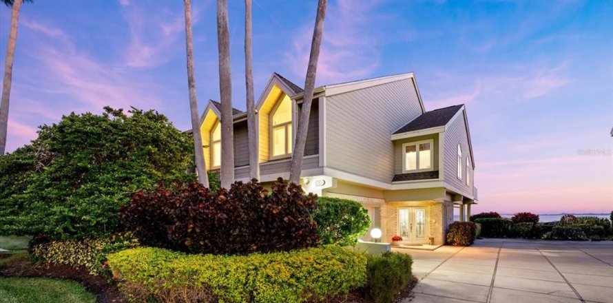 Adosado en Bradenton, Florida 3 dormitorios, 236.06 m2 № 1735274