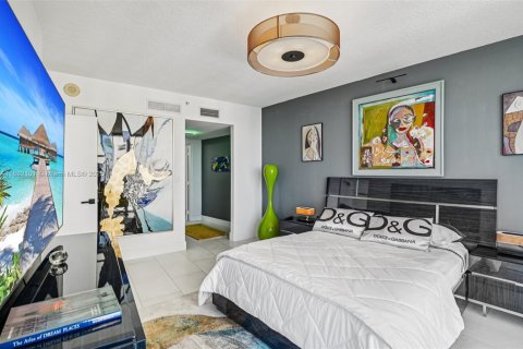 Copropriété à vendre à Miami, Floride: 2 chambres, 97.36 m2 № 2015058 - photo 14