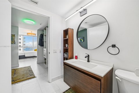 Copropriété à vendre à Miami, Floride: 2 chambres, 97.36 m2 № 2015058 - photo 21
