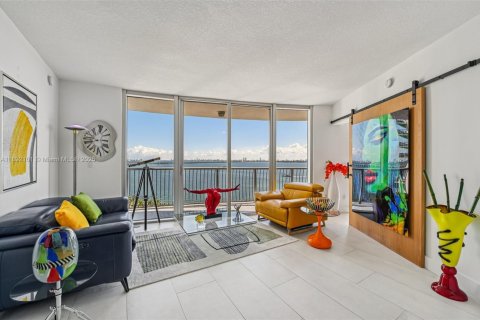 Copropriété à vendre à Miami, Floride: 2 chambres, 97.36 m2 № 2015058 - photo 2